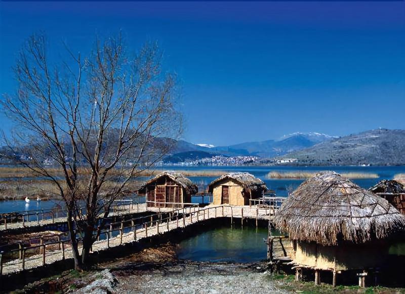 Villa Del Lago Boutique Hotel Kastoria Exterior photo